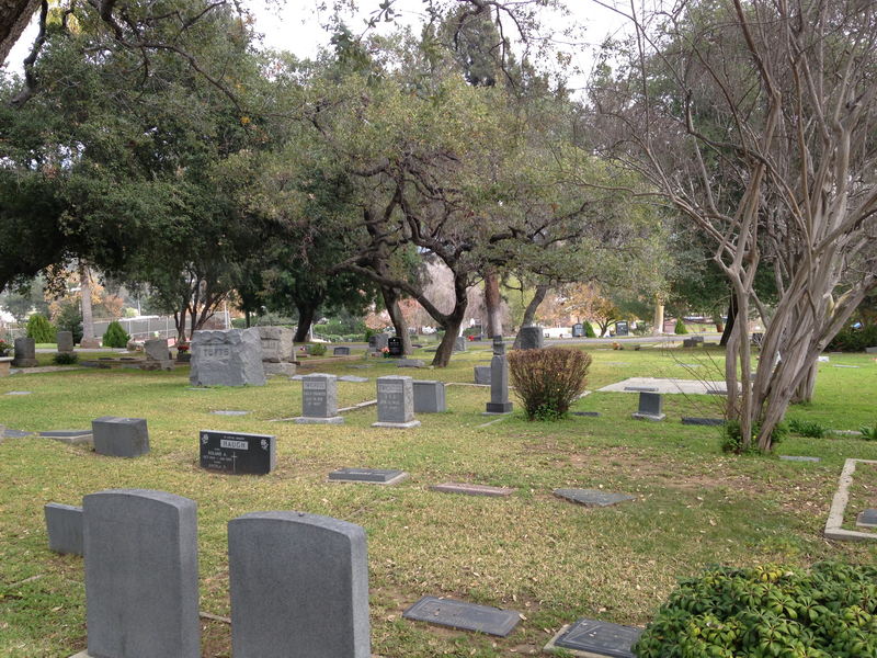 Halloween (1978) Filming Locations - JUDITH MYERS GRAVE SITE